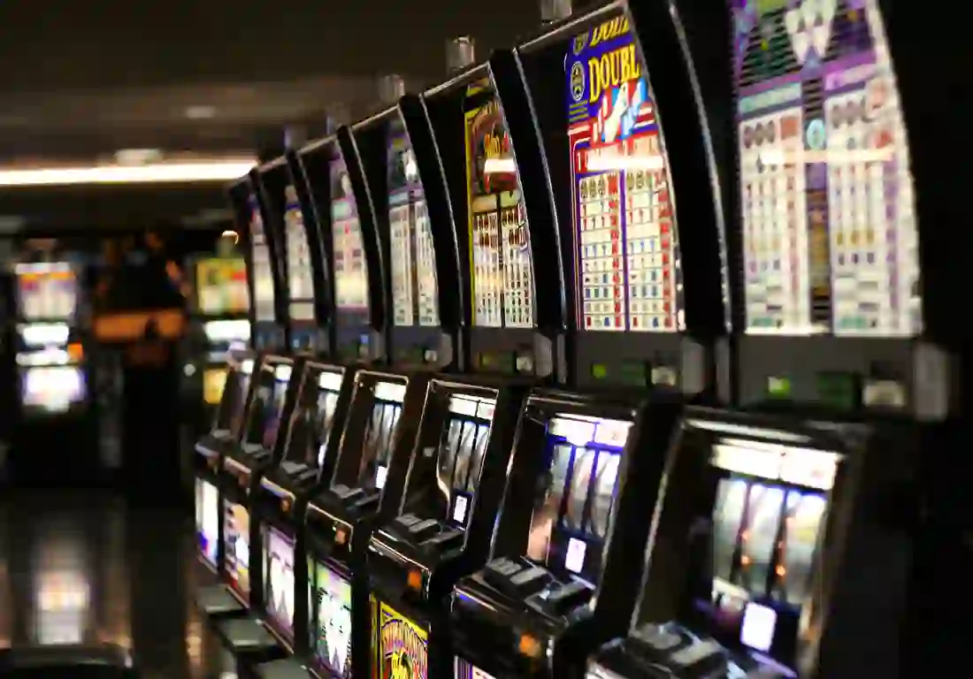 The Slot Machine World